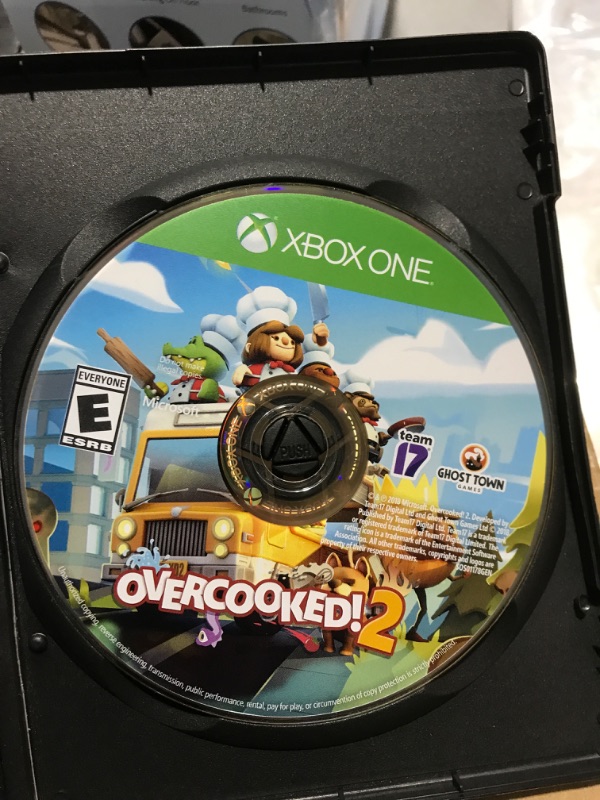 Photo 1 of Overcooked! - Xbox One