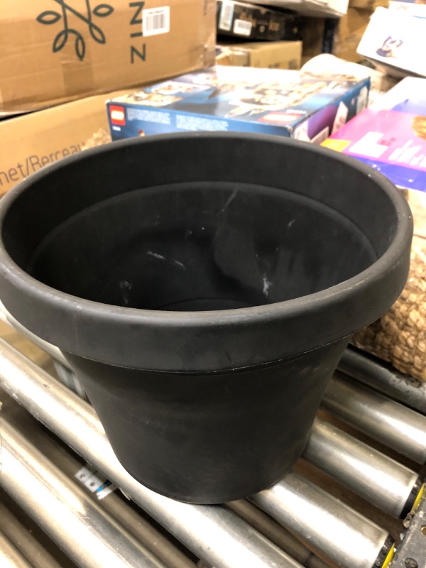 Photo 1 of Bloem TR1200 12 in. Terra Pot Planter Black