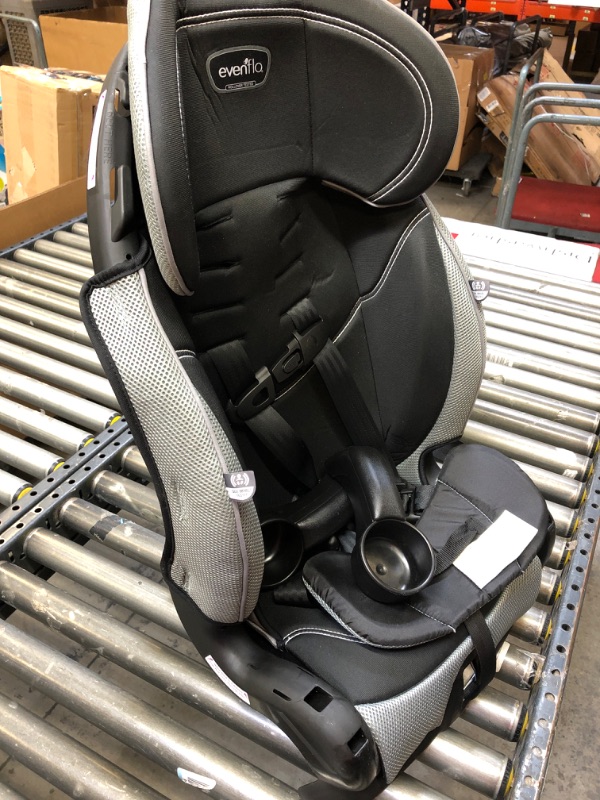 Photo 2 of Evenflo Chase LX Harnessed Booster Car Seat (Jameson)