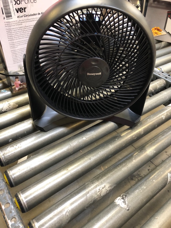 Photo 2 of 12 in. 3 Speed Whole Room Circulator Floor Fan----the stand connected to the fan is split due to shipping 