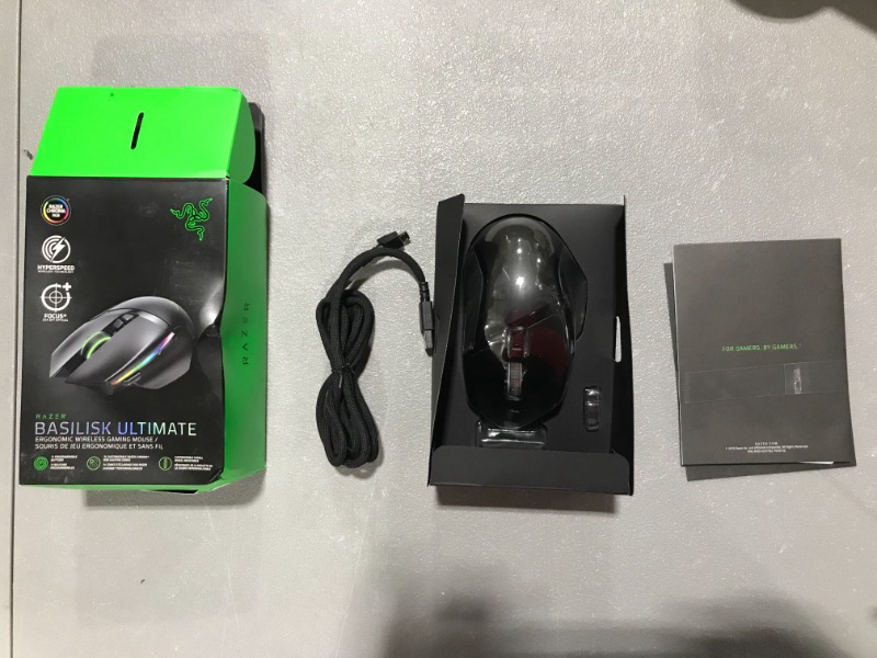 Photo 2 of Mouse Gamer Gamer Basilisk Ultimate Sem Dock Preto - RZMOBA07RT
