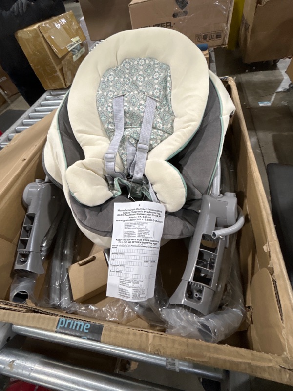 Photo 2 of Graco DuetSoothe Swing and Rocker