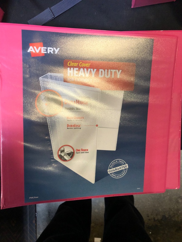 Photo 2 of Avery 670 Sheet 3" Ring Binder Pink