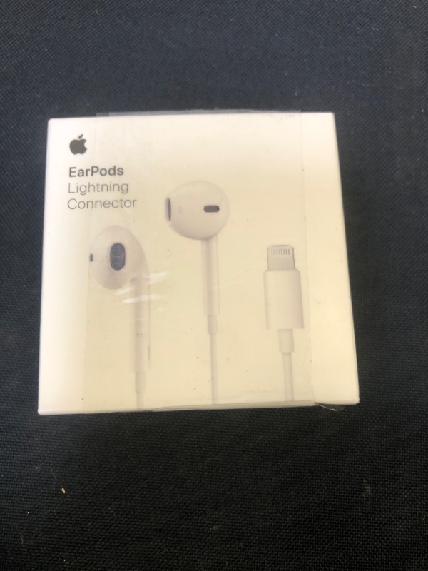 Photo 2 of Apple Wired EarPods with Lightning Connector