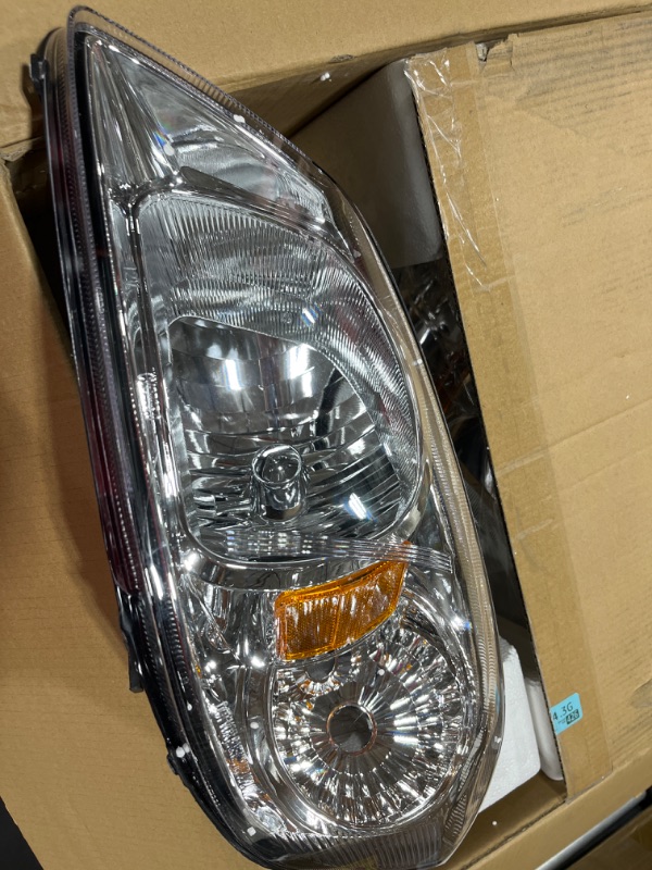 Photo 3 of 2005-2010 Chevy Cobalt Headlight Assembly Replacement