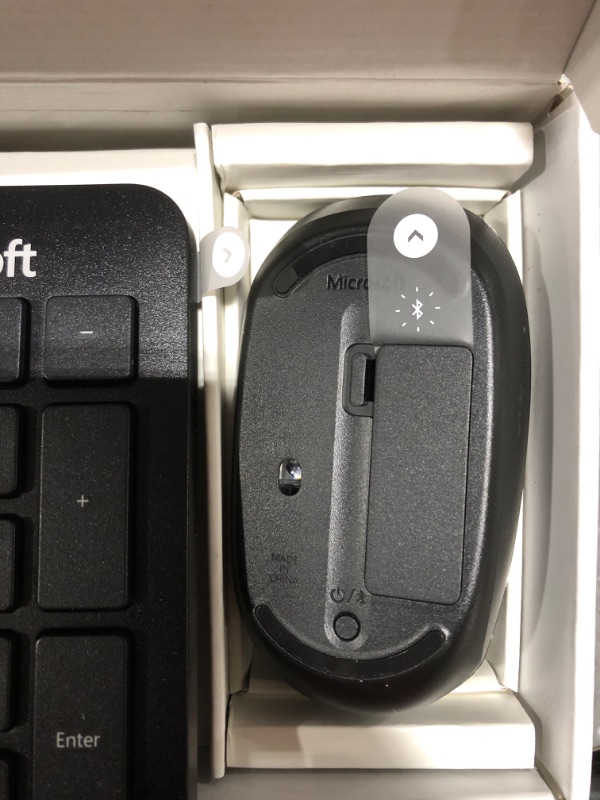 Photo 3 of Microsoft Wireless Bluetooth Keyboard and Mouse Desktop Set