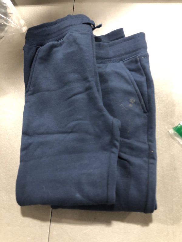 Photo 2 of AMAZON ESSENTIALS BOYS SWEATPANTS 2 PACK BLUE 
SIZE M 8