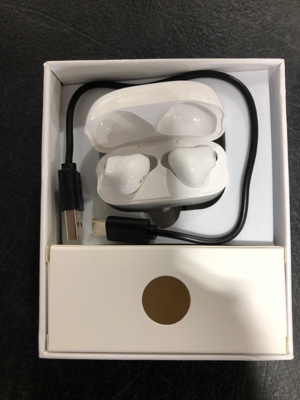 Photo 2 of ARUNICHO WIRELESS EARBUDS 