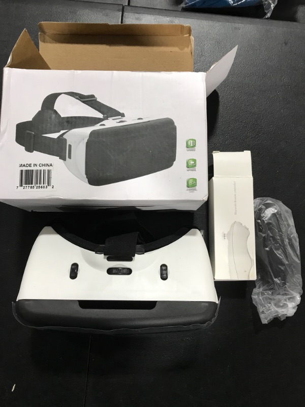 Photo 2 of 3D VR Headset w Controller, VR Glasses Compatible with 4.7-6.4 inch iPhone & Android Phones, Virtual Reality Goggles for Movies & Video Games Suitable for Kids & Adults