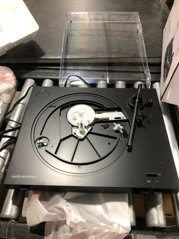 Photo 2 of ** non functional selling for parts only ** Audio-Technica AT-LP3BK Fully Automatic Belt-Drive Stereo Turntable, Black 