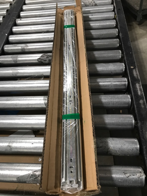 Photo 1 of 32 inch Ball bearing Slide 
