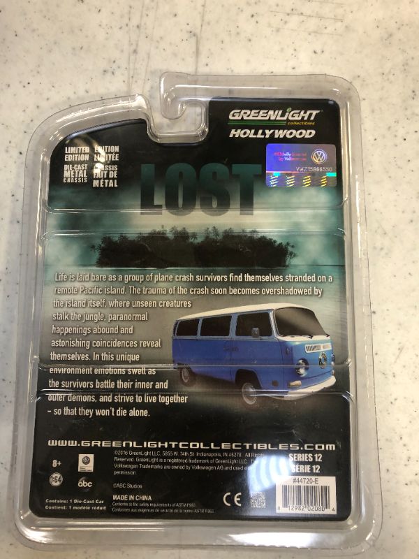 Photo 3 of 1971 VOLKSWAGEN TYPE 2 BUS (T2B) DARMA VAN from the classic television show LOST * GL Hollywood Series 12 * 2016 Greenlight Collectibles Limited Edition 1:64 Scale Die Cast Vehicle
