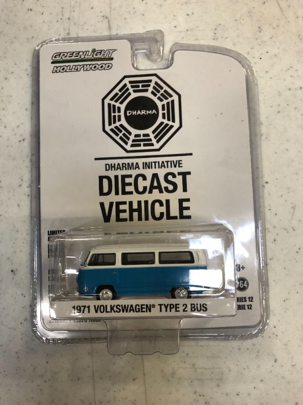 Photo 2 of 1971 VOLKSWAGEN TYPE 2 BUS (T2B) DARMA VAN from the classic television show LOST * GL Hollywood Series 12 * 2016 Greenlight Collectibles Limited Edition 1:64 Scale Die Cast Vehicle
