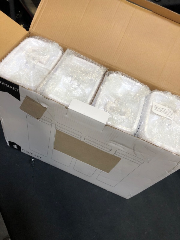 Photo 1 of Airtight Food Storage Containers
