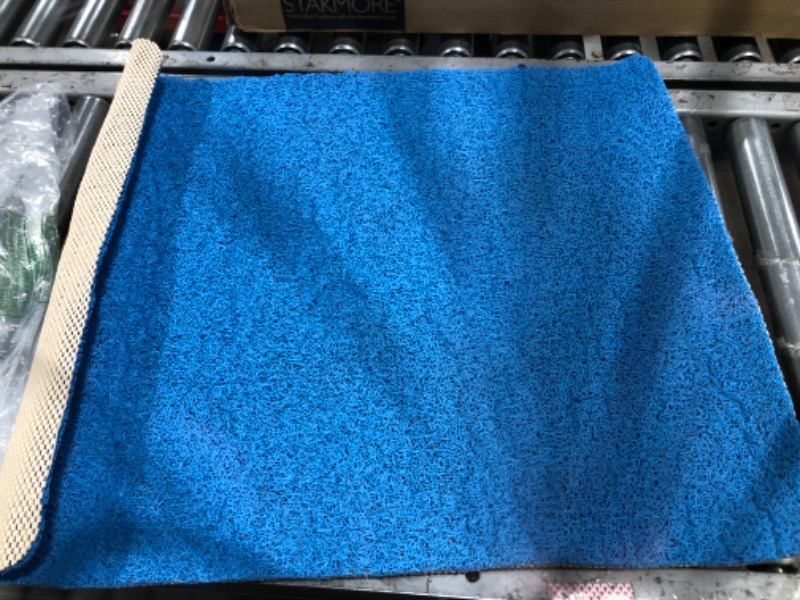 Photo 1 of bath mat 