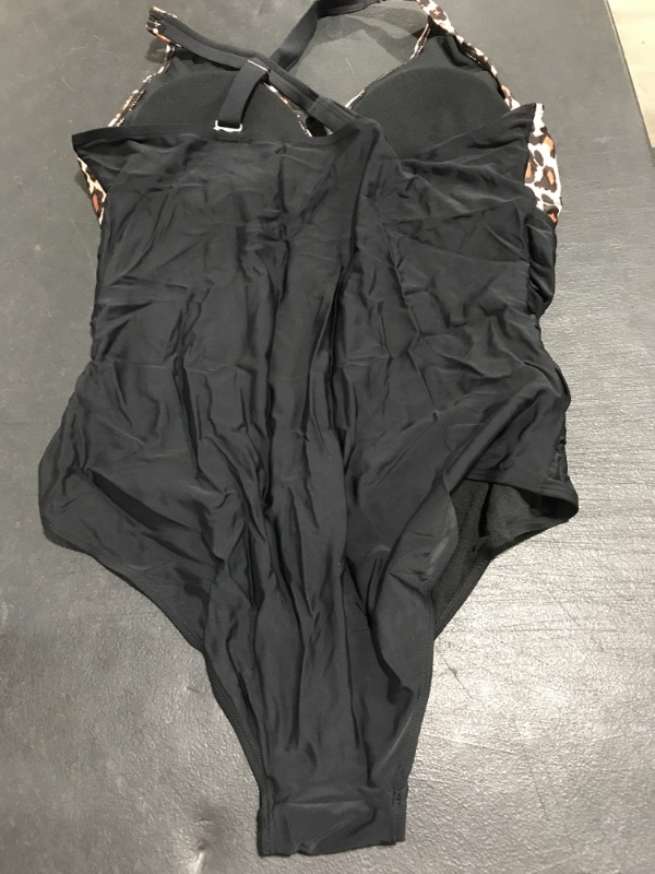 Photo 1 of Aqua Eve Women Plus Size One Piece Swimsuits V Neck Tummy Control Bathing Suits Retro Ruched Swimwear 20 Plus Black Leopard. SIZE 20W. PRIOR USE. 