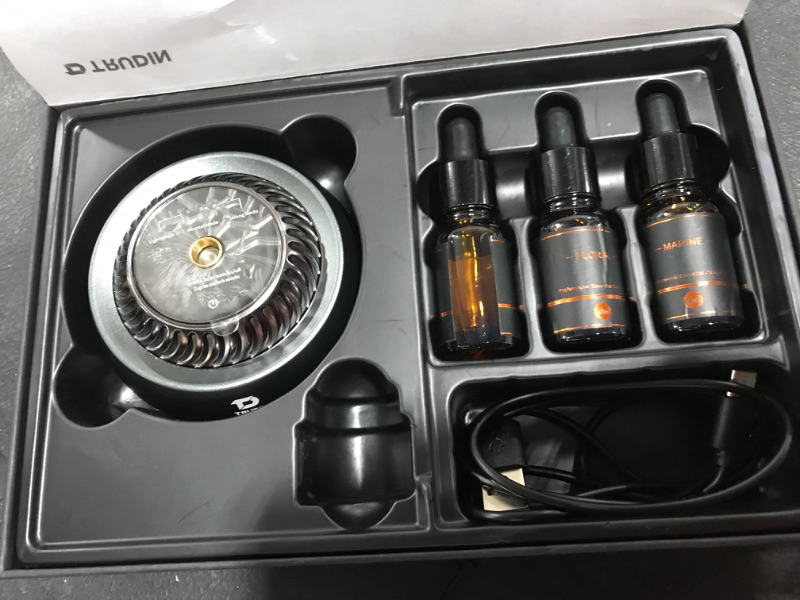 Photo 1 of ?Long Lasting Fragrant?Trudin Car Air Fresheners,?Relieve Stress&Keep Alert? Car Essential Oil Diffuser with 3 Natural Essential Oils(Cologne, Floral, Marine),?Gift Choice?for Family Vehicle Vacation 4 Piece Set / USED