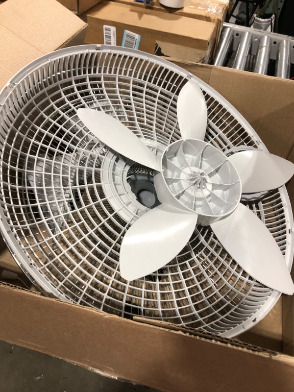 Photo 2 of 18 in. Commercial Grade Oscillating Wall Mount Fan