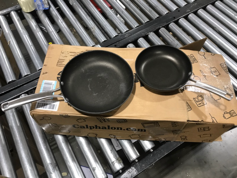 Photo 1 of 2-piece set - frying pans