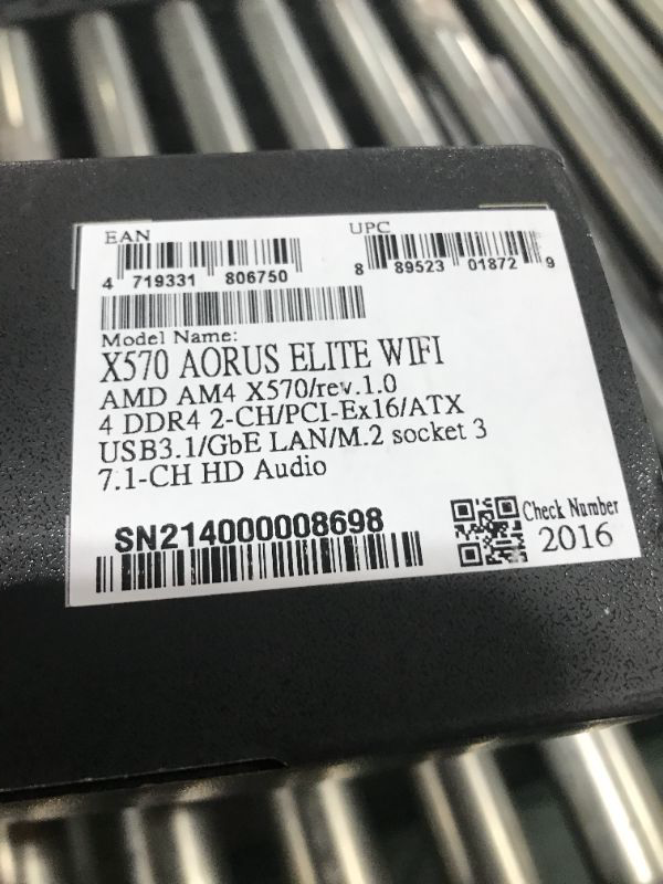 Photo 4 of GIGABYTE X570 AORUS Elite Wi-Fi (AMD Ryzen 3000/X570/ATX/PCIe4.0/DDR4/Intel Dual Band 802.11AC Wi-Fi/Front USB Type-C/RGB Fusion 2.0/M.2 Thermal Guard/Gaming Motherboard) X570 AORUS ELITE WIFI Bundle X570