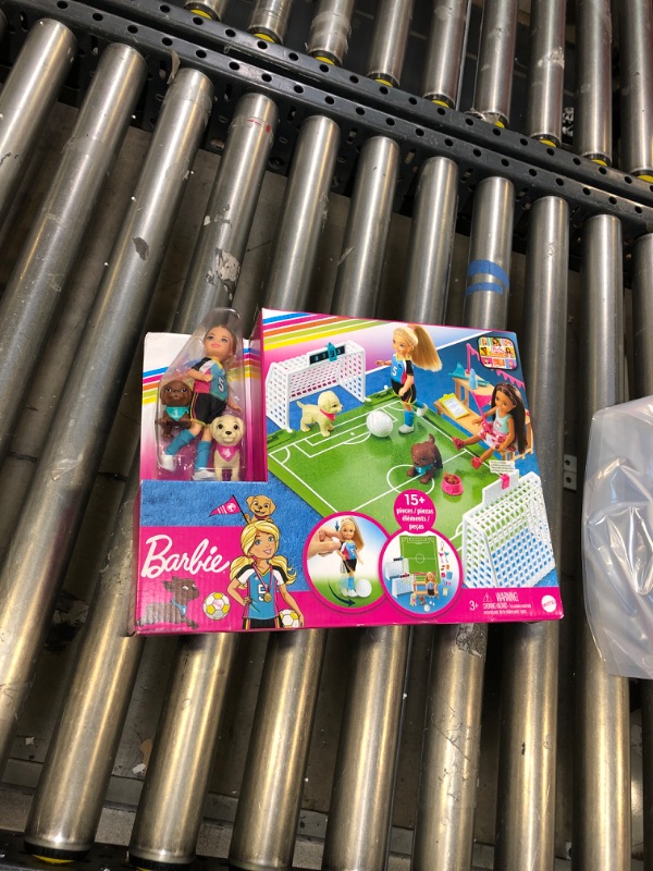 Photo 2 of Barbie Dreamhouse Adventures 6-inch Chelsea Doll with Soccer Playset and Accessories
