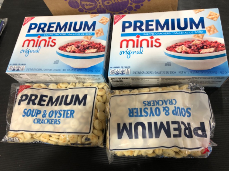 Photo 1 of 4 pack Premium Cracker Box