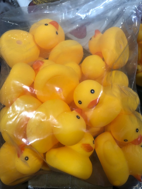 Photo 2 of Codall Mini Yellow Rubber Bath Ducks for Child?2.1", 20pcs?