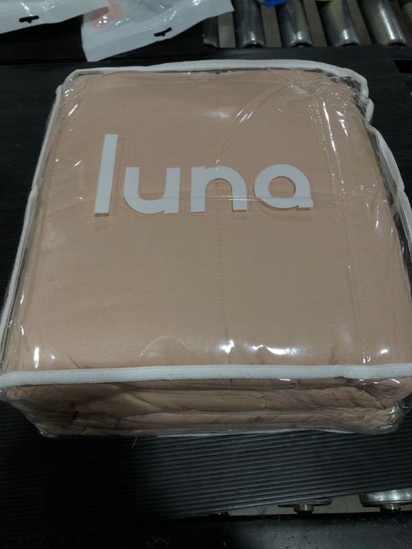 Photo 2 of [Cotton Cooling Weighted Blankets] by Luna - Premium Quality - Breathable All Seasons Weighted Blankets - [Featured on The Today Show] - 100% Oeko-Tex [15lbs - Queen - 60" x 80"] [Pink]