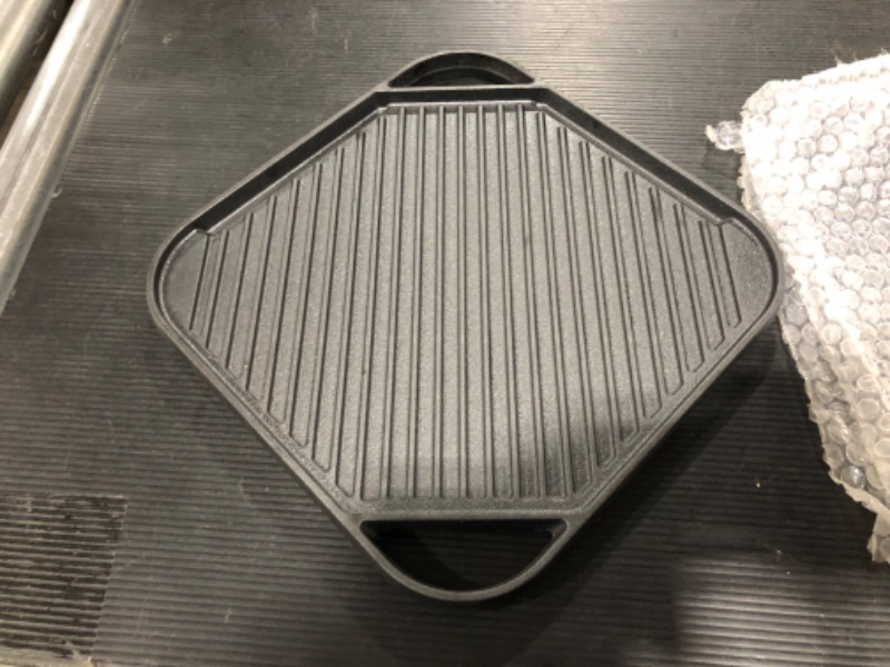 Photo 3 of 1-Piece 10.6 inch Cast Iron Griddle Plate | Reversible Square Cast Iron Grill Pan for Single burner| Double Sided Used on Open Fire & in Oven | Pre-Seasoned |Versatile Baking Cast Iron Grill 10.6 * 10.6 inch