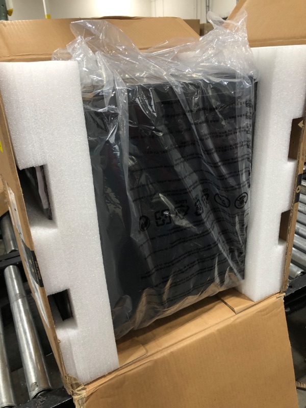 Photo 1 of Corsair iCUE 5000X RGB Tempered Glass Mid-Tower ATX PC Smart Case - Black
