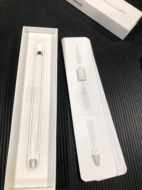 Photo 2 of Apple Pencil