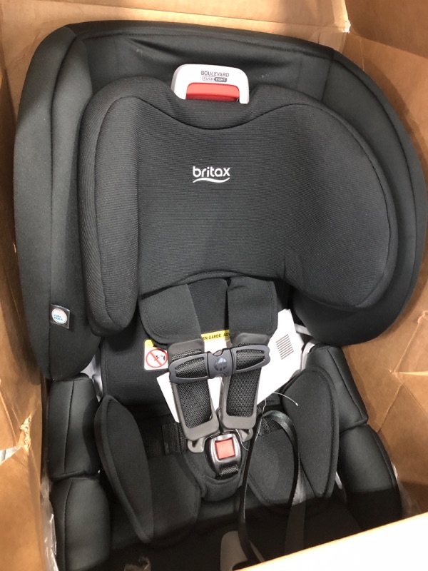 Photo 3 of Britax One4Life ClickTight All-In-One Convertible Car Seat

