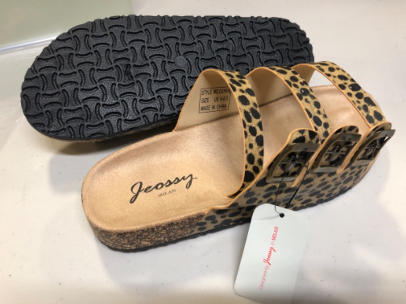Photo 1 of Adjustable Sandal size 6.5
