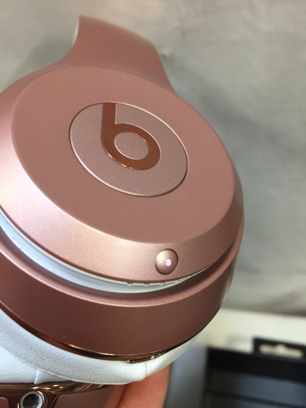 Photo 3 of Beats by Dr. Dre Solo3 Wireless On-Ear Headphones Rose Gold (USED)