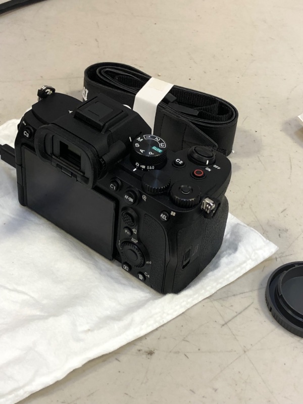 Photo 1 of Sony Alpha 7 IV Full-frame Mirrorless Interchangeable Lens Camera,Body Only , Black
