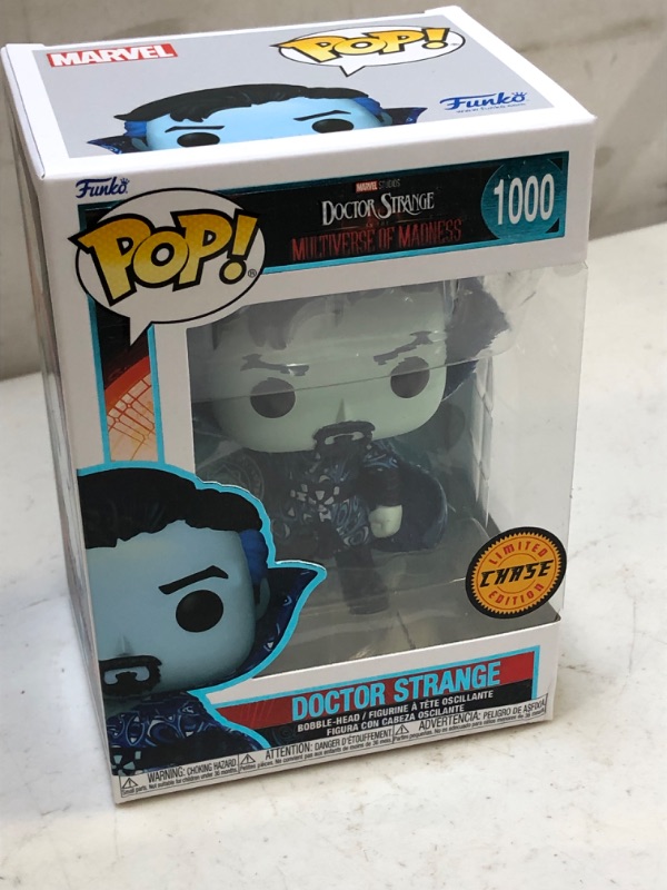 Photo 2 of Marvel: Doctor Strange Multiverse of Madness - Dr. Strange Limited Edition Chase Pop! Vinyl Figure (Bundled with Compatible Pop Box Protector Case)
