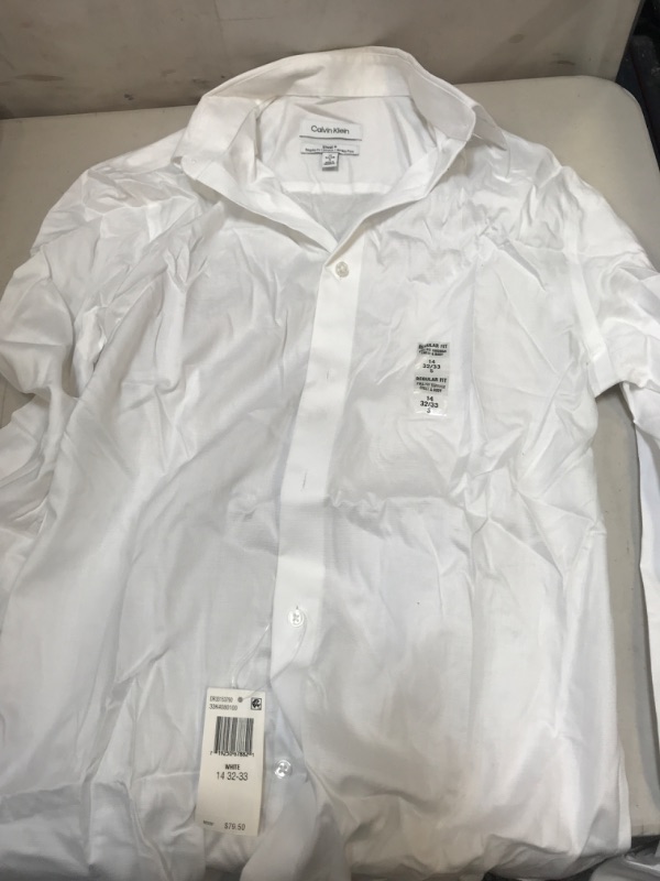 Photo 2 of Calvin Klein Men's Dress Shirt Regular Fit Non Iron Stretch Solid
SIZE S 14 32/33