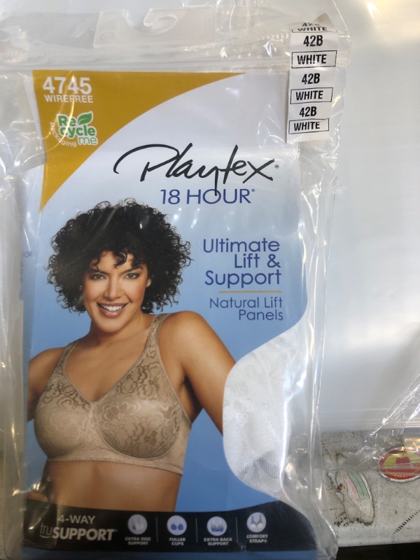 Photo 2 of Playtex 18-Hour Ultimate Lift Wireless Bra, Wirefree Bra with Support, Full-Coverage Wireless Bra for Everyday Comfort 1 White SIZE 42B