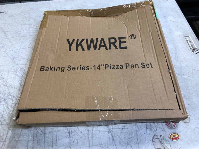 Photo 2 of 14" PIZZA PAN SET