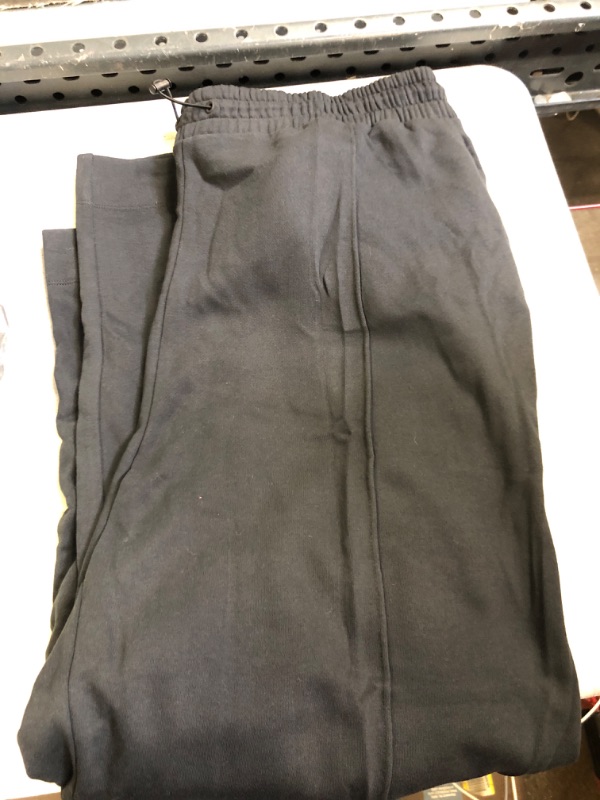 Photo 1 of BLACK SWEATPANTS SIZE 5XL