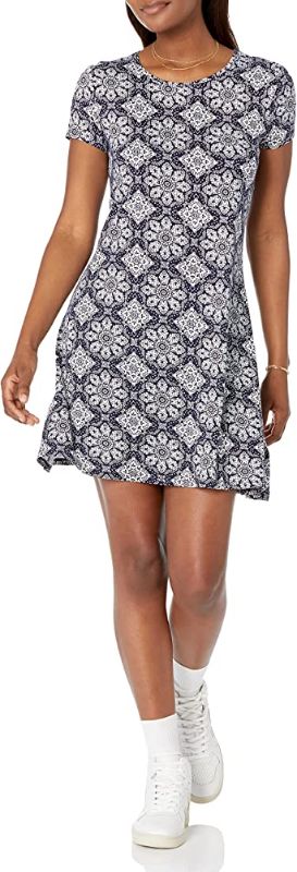 Photo 1 of Amazon Essentials Women's Short Sleeve Scoopneck A-line Dress - XXL -