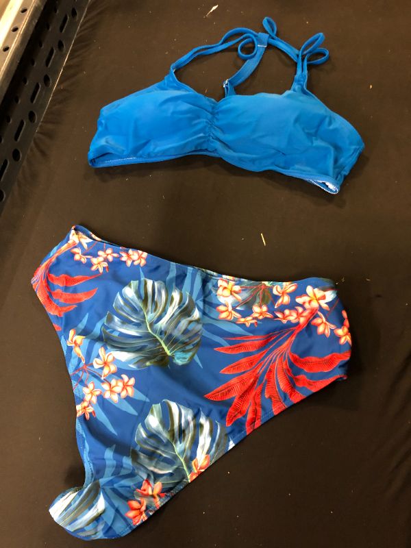 Photo 1 of 2 piece medium sized bikini