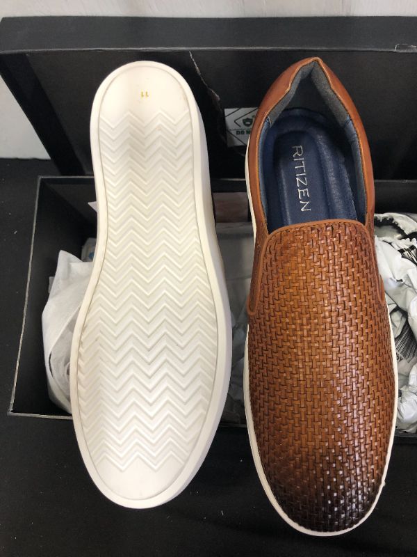 Photo 1 of Calfskin Woven Embossed Casual Sports Shoes After Get Off Work Fitness Men's Shoes - Size 11 
