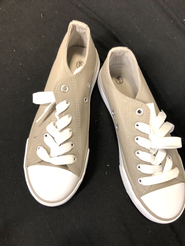Photo 1 of Adokoo Women's Fashion Sneakers PU Leather Casual Shoes - Size 5