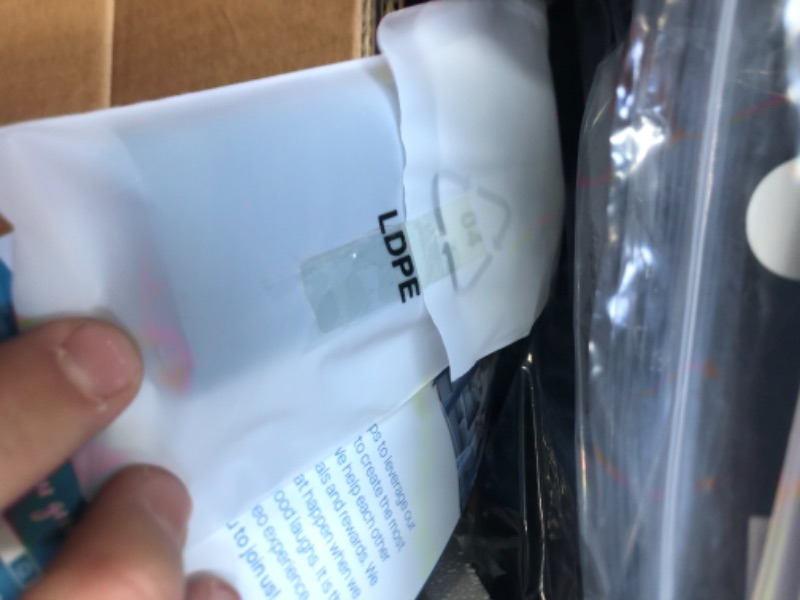 Photo 5 of Dreo Cruiser Pro T1 Tower Fan, Box Packaging Damaged, Moderate Use, Scratches and Scuffs Found on Item, Item turns on and Blows Air