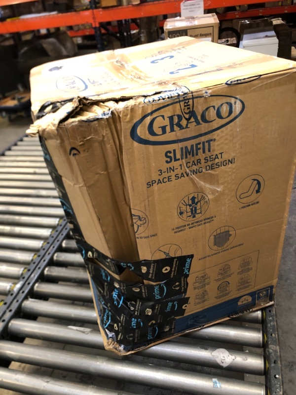 Photo 3 of Graco - Slimfit All-in-One Convertible Car Seat, Darcie, Box Packaging Damaged, Moderate Use, Scratches and Scuffs on item, Missing Parts, Missing Cup Holders. 