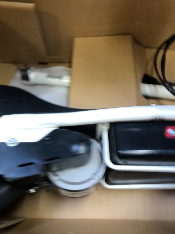 Photo 7 of Razor - E200 Electric Scooter, Box Packaging Damaged, Moderate Use, Scratches and Scuffs on item, Missing Parts, Did Not turn on, Missing Charger. 