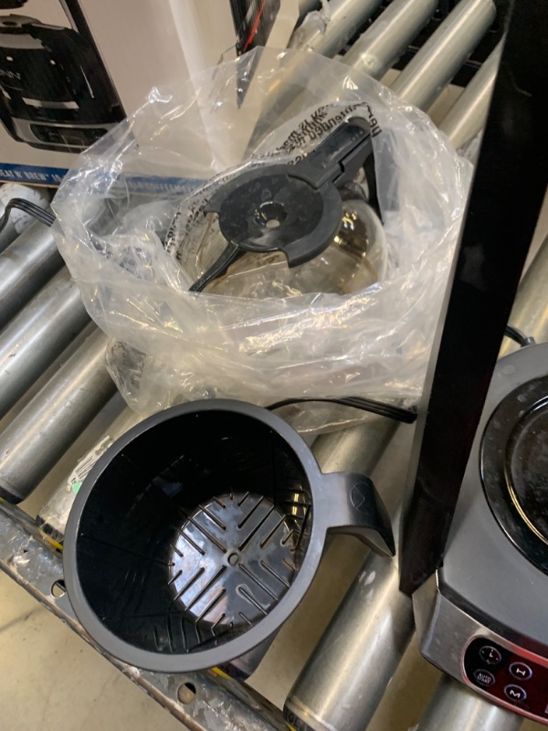 Photo 5 of BUNN - Heat N' Brew 10-Cup Coffee Maker - Silver, Box Packaging Damaged, Moderate Use, Scratches and Scuffs Found on Item, Missing Some Parts, Dirty From Previous Use, water Stains Found on item.
