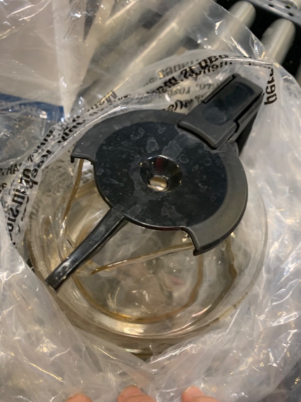 Photo 4 of BUNN - Heat N' Brew 10-Cup Coffee Maker - Silver, Box Packaging Damaged, Moderate Use, Scratches and Scuffs Found on Item, Missing Some Parts, Dirty From Previous Use, water Stains Found on item.
