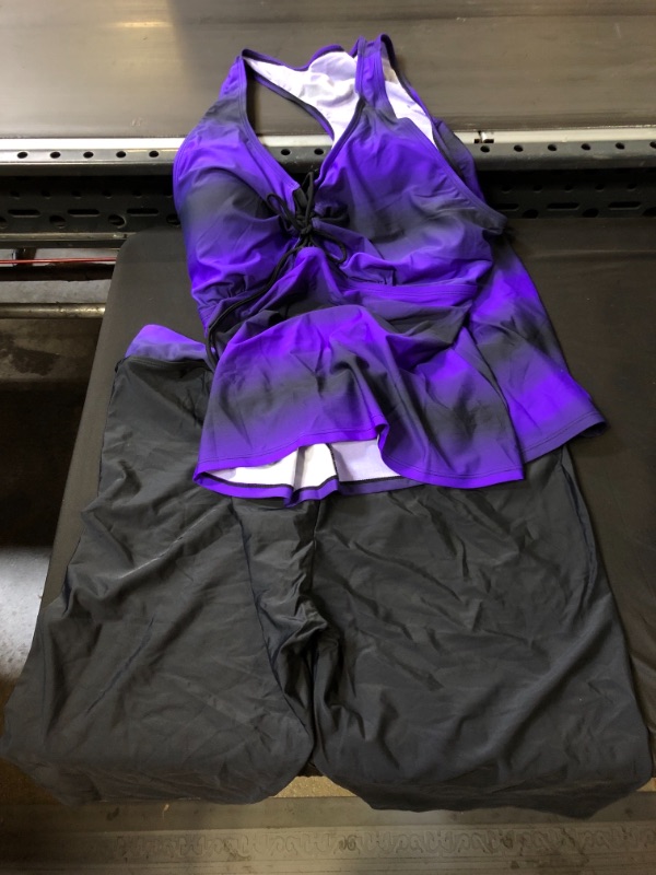 Photo 2 of Aleumdr Womens Racerback Color Block Print Tankini Swimsuits with Swim Capris S-XXXL
size - 2 xl 